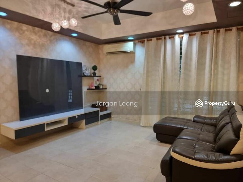 Untuk Dijual - Townhouse at Petaling Jaya
