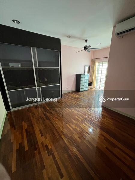 Untuk Dijual - Townhouse at Petaling Jaya