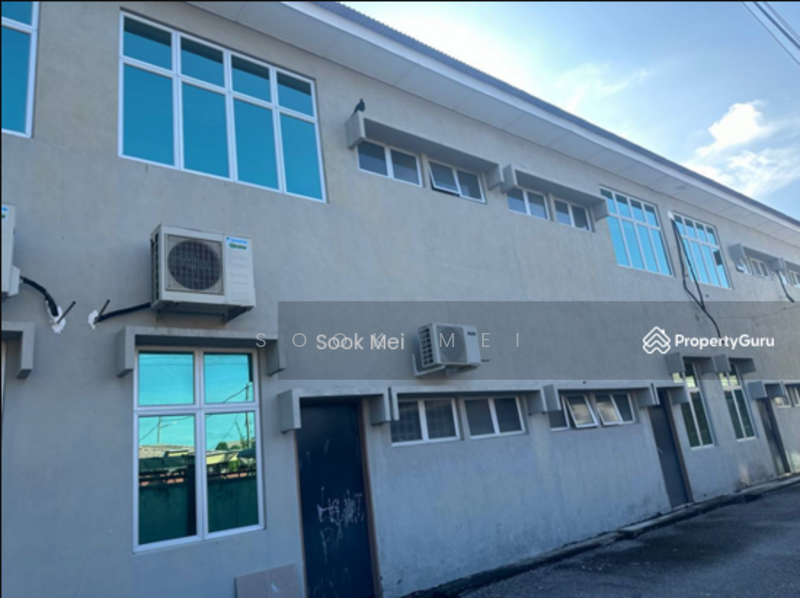 2 Storey Manjung Point Seri Manjung Shop Front Main Road.