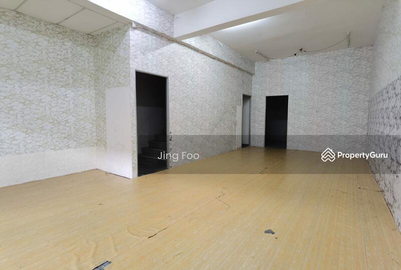 For Rent - Pusat Perdagangan Alam Jaya