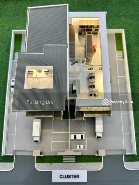 Untuk Dijual - New Cluster Semi Detached factory, Dengkil, KLIA