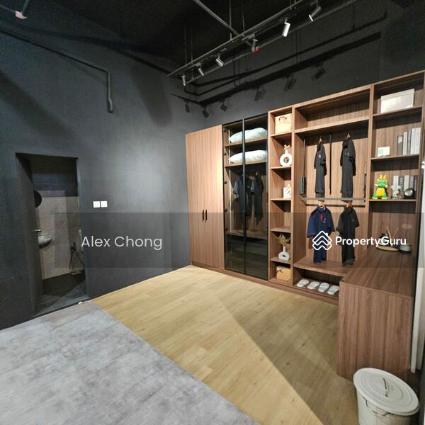 For Rent - Emporis