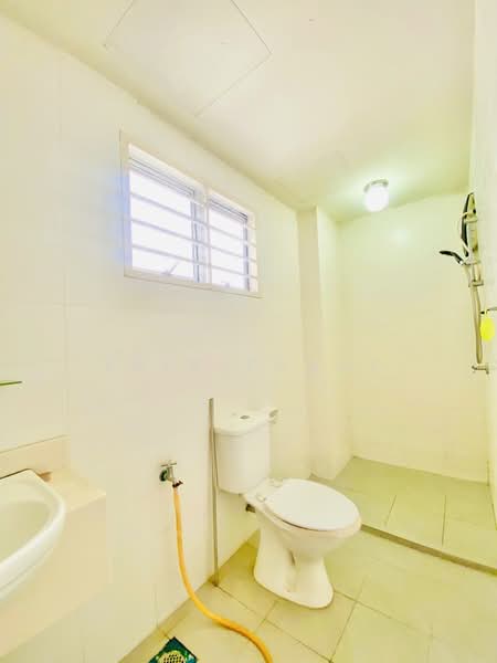 Servis Apartment untuk Disewa di Suri Puteri - Erin Yusof - Bathroom - PropertyGuru.com.my