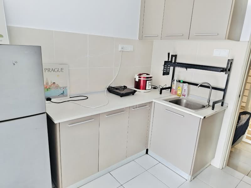 Condominium for Rent at Green Beverly Hills - Residensi Lili - Erin Yusof - Kitchen - PropertyGuru.com.my