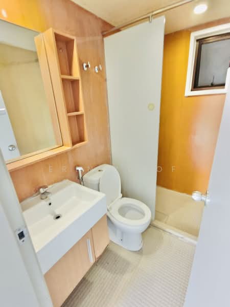 Condominium for Rent at Green Beverly Hills - Residensi Lili - Erin Yusof - Bathroom - PropertyGuru.com.my