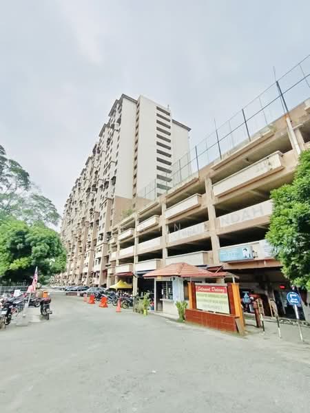 Pangsapuri untuk Disewa di Pangsapuri Berembang Indah - Erin Yusof - Exterior - PropertyGuru.com.my