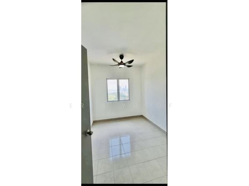 Untuk Disewa - Suria Pantai