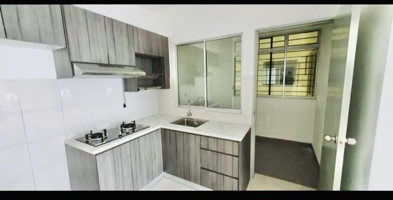 Untuk Disewa - Suria Pantai