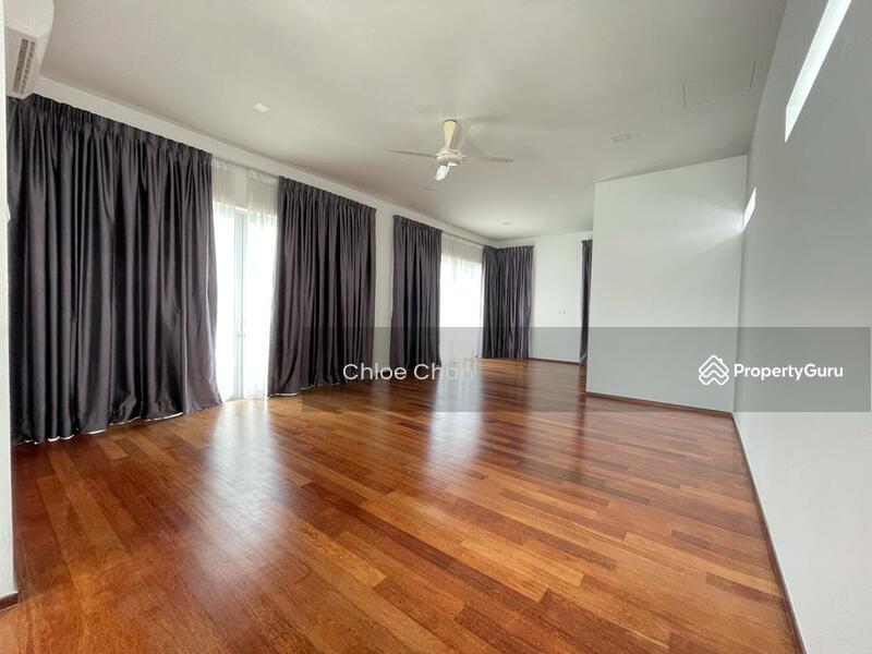 For Sale - Lakefront Villa , Cyberjaya