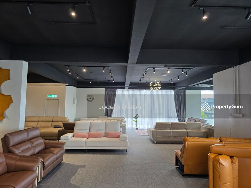 Untuk Disewa - 3 Storey Commercial Shop at Iconic Point