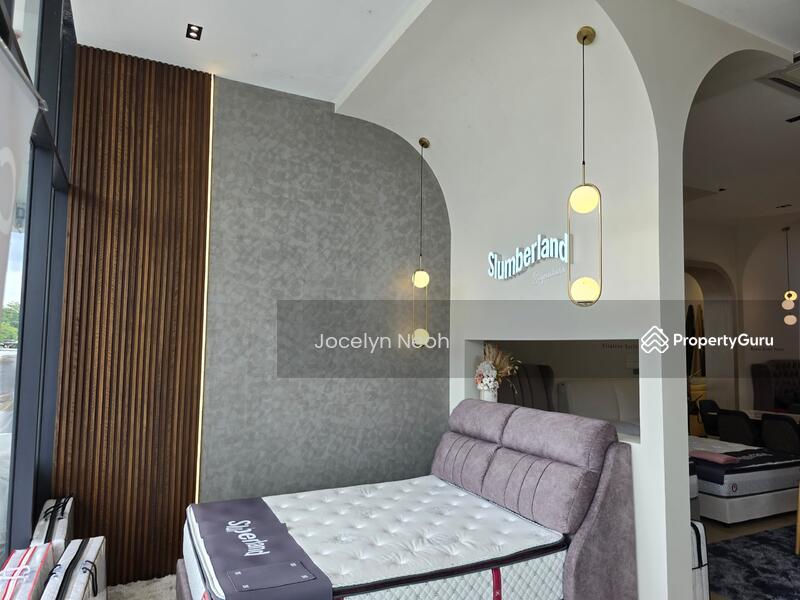 Untuk Disewa - 3 Storey Commercial Shop at Iconic Point