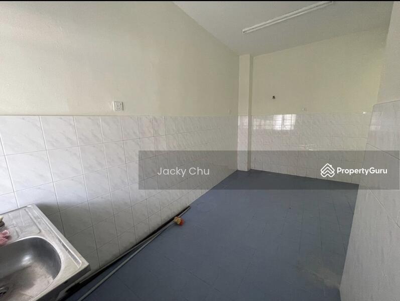 For Sale - Taman Yakin Klang