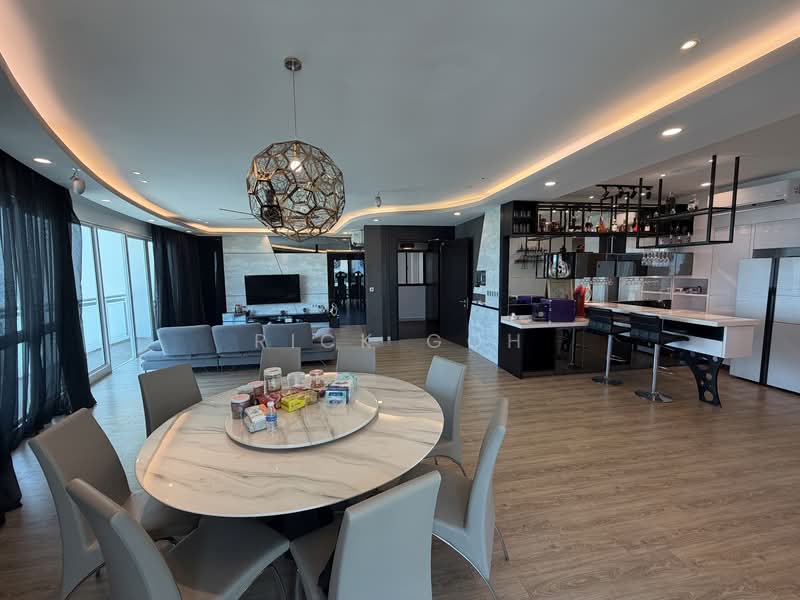 Untuk Dijual - Gurney Paragon