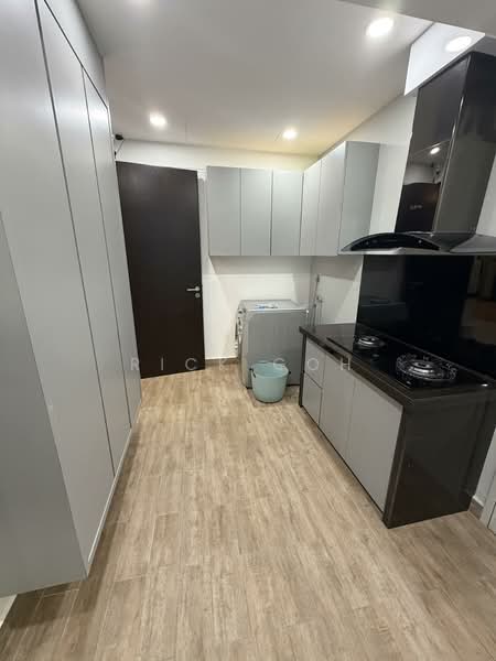 Untuk Dijual - Gurney Paragon