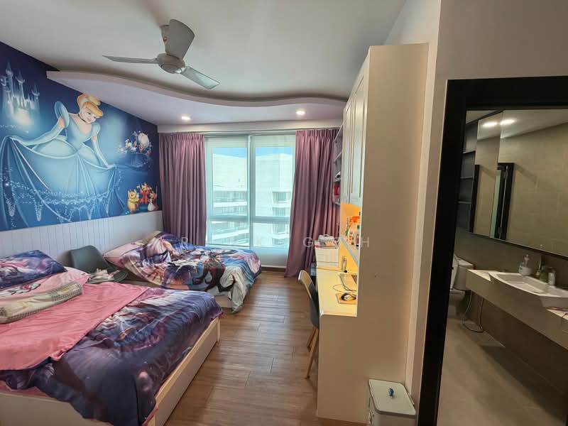 Untuk Dijual - Gurney Paragon