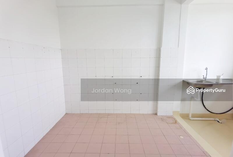 1-storey Terraced House for Sale in Taman Molek (Johor Bahru) - Jordan Wong - PropertyGuru.com.my