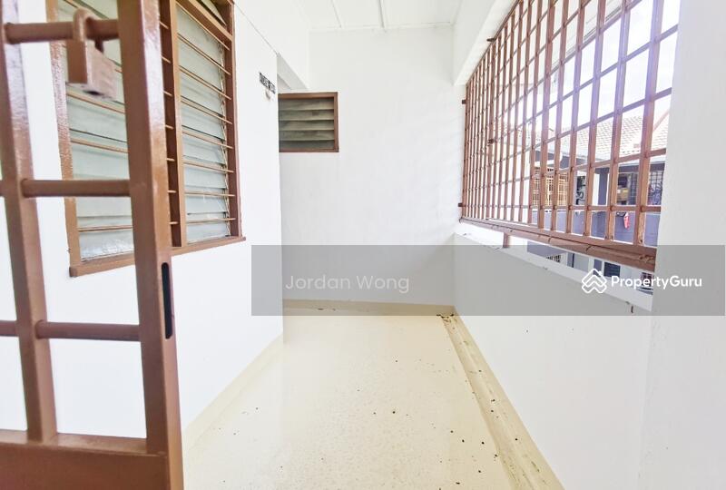 1-storey Terraced House for Sale in Taman Molek (Johor Bahru) - Jordan Wong - PropertyGuru.com.my