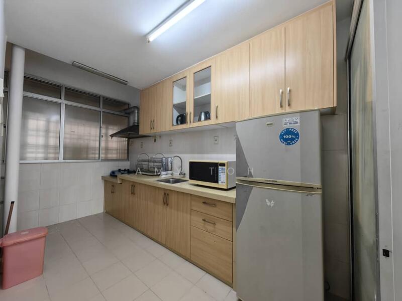 Untuk Disewa - University Place (Plaza Ivory)