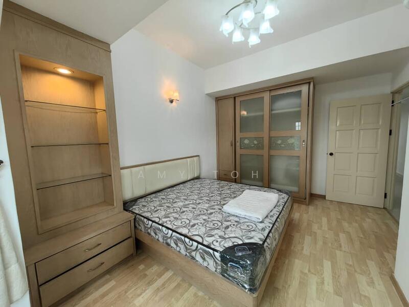 Untuk Disewa - University Place (Plaza Ivory)