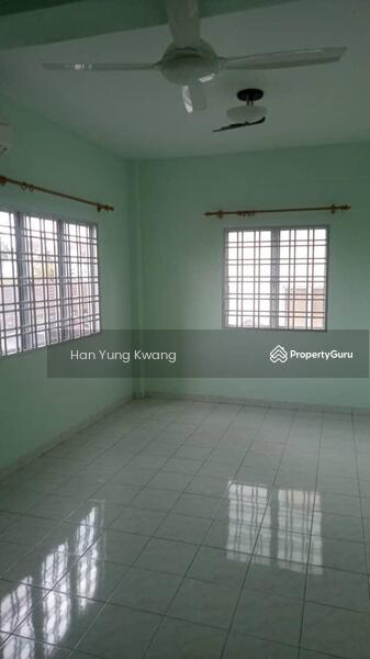 Untuk Disewa - Spanish Villa