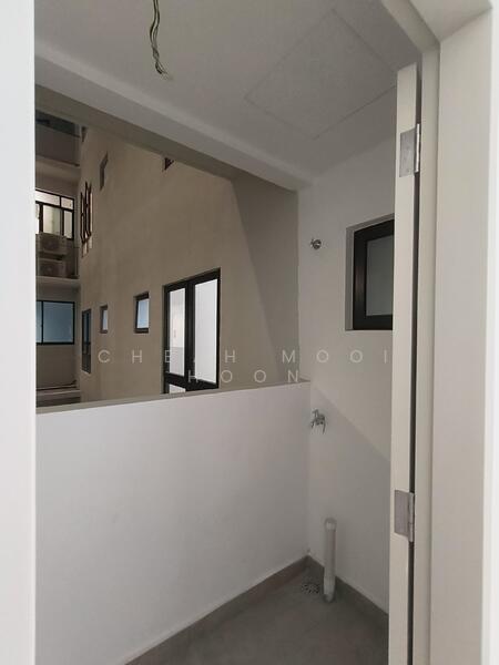 Untuk Dijual - M Oscar