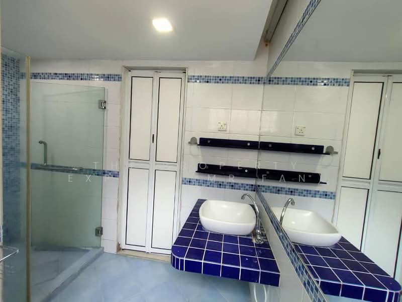 Kondominium untuk Dijual di La Vista Condominiums - The Property Expert (Mr Fan) - Bathroom - PropertyGuru.com.my