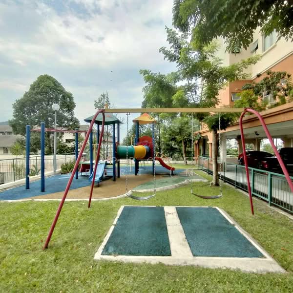 Kondominium untuk Dijual di La Vista Condominiums - The Property Expert (Mr Fan) - Exterior - PropertyGuru.com.my