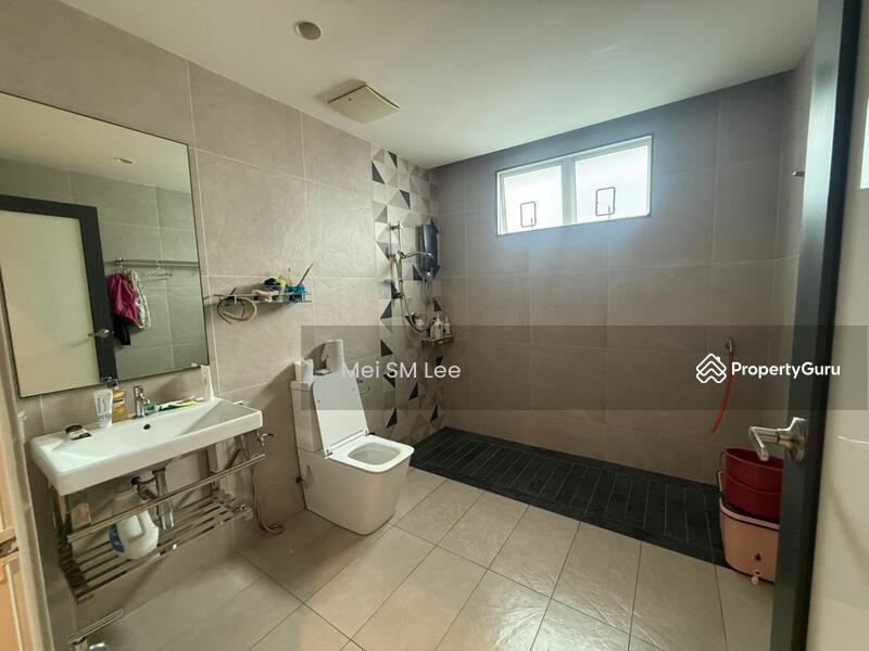 Laville, Cheras Bathroom