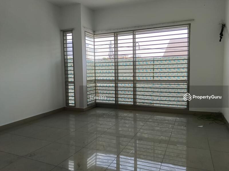 2-storey Terraced House for Sale in Bandar Saujana Putra (Tanjong Duabelas) - Irwan Affandi - PropertyGuru.com.my