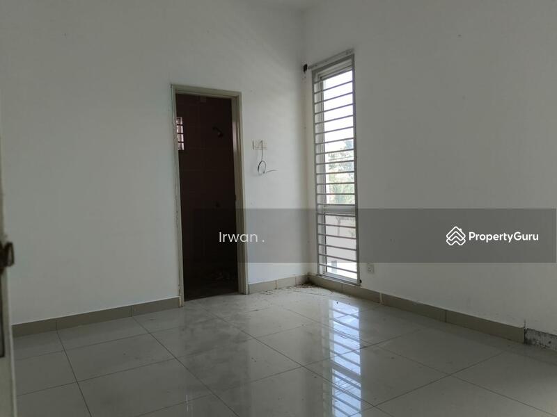 2-storey Terraced House for Sale in Bandar Saujana Putra (Tanjong Duabelas) - Irwan Affandi - PropertyGuru.com.my