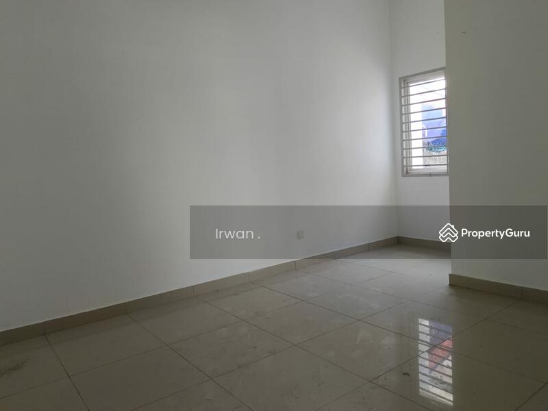 2-storey Terraced House for Sale in Bandar Saujana Putra (Tanjong Duabelas) - Irwan Affandi - PropertyGuru.com.my