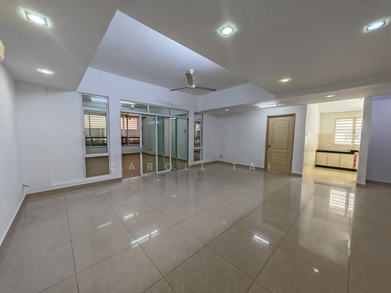 Kondominium untuk Dijual di The Boulevard - Caroll Tai - Living Room - PropertyGuru.com.my