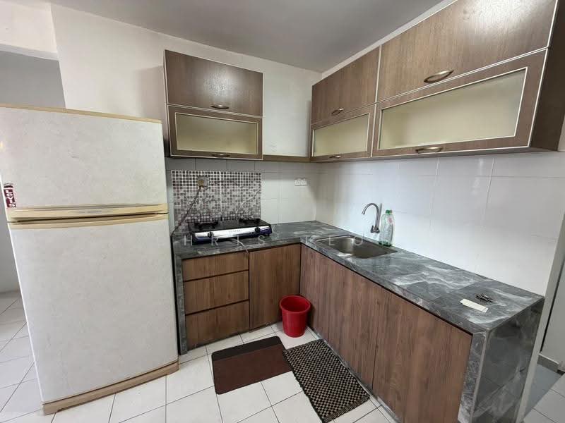 Pangsapuri untuk Disewa di The Rise Collection 1 - Chris Teoh - Kitchen - PropertyGuru.com.my