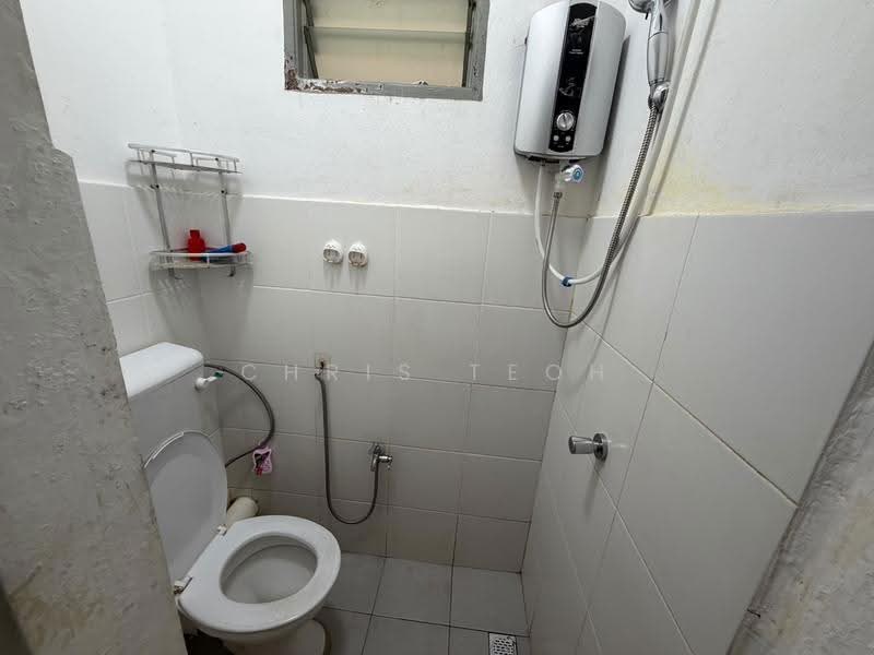 Pangsapuri untuk Disewa di The Rise Collection 1 - Chris Teoh - Bathroom - PropertyGuru.com.my