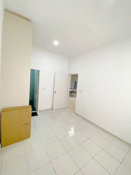 Apartment for Rent at Residensi Adelia 2 - Erin Yusof - Interior - PropertyGuru.com.my
