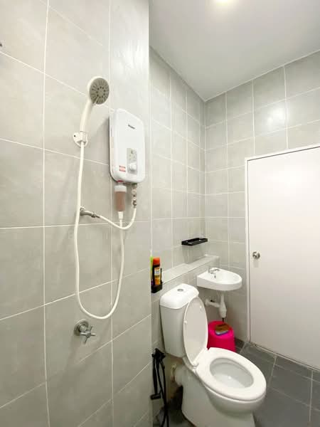 Apartment for Rent at Residensi Adelia 2 - Erin Yusof - Bathroom - PropertyGuru.com.my