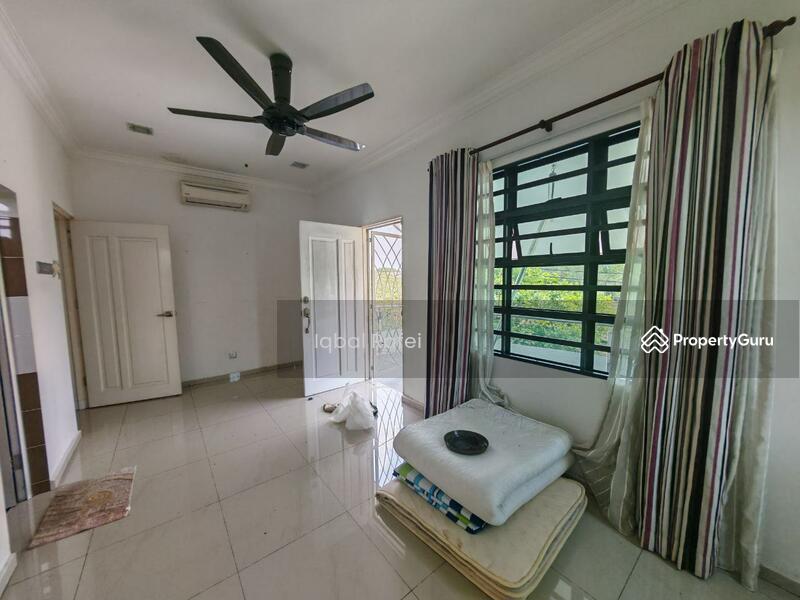 Bungalow for Sale in Bayu Lakehomes (Mantin) - Iqbal Rafei - PropertyGuru.com.my