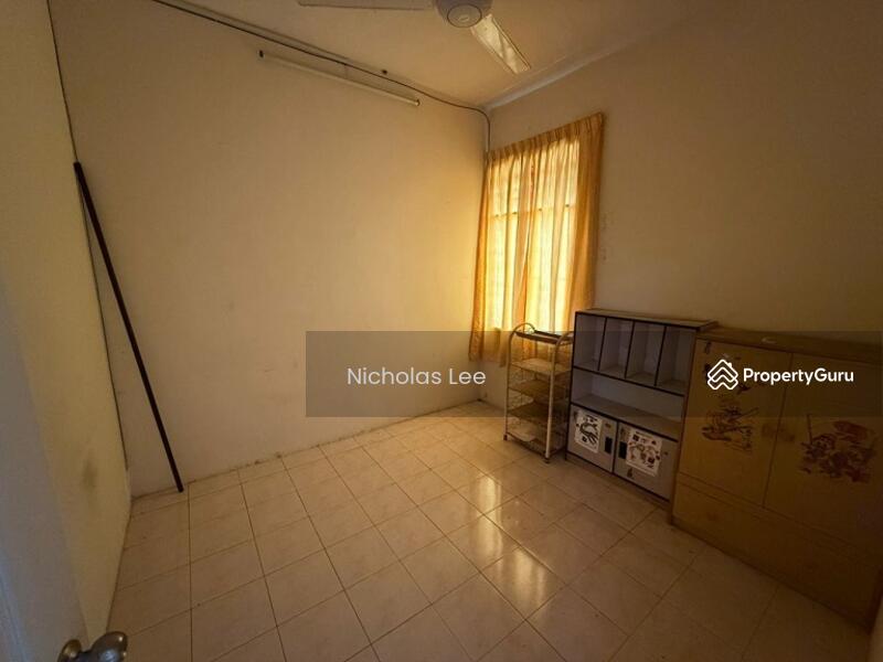 Untuk Dijual - Double Storey House at Bandar Meru Raya