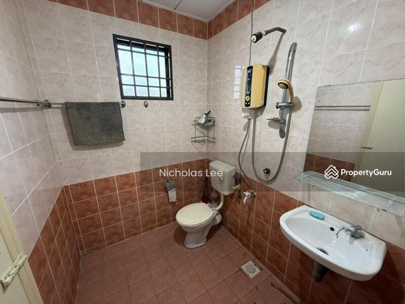 Untuk Dijual - Double Storey House at Bandar Meru Raya