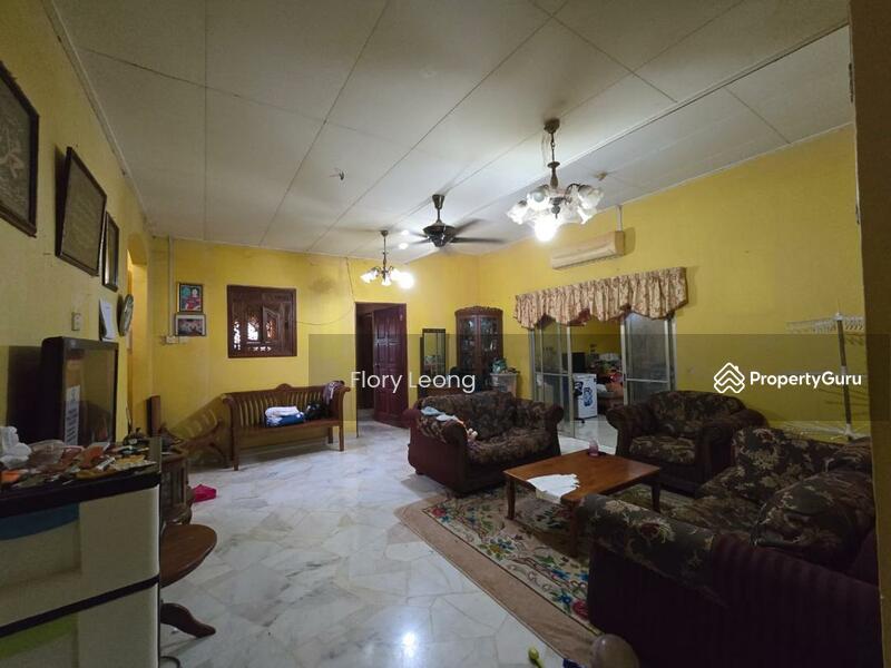 Untuk Dijual - Pantai Sepang Putra/ Tanjung Sepat/ Sungai Pelek/ Bagan Lalang- Bungalow