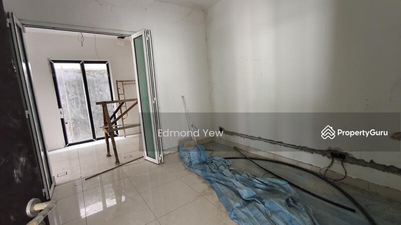 Rumah Berkembar untuk Dijual di Taman Damai Utama (Bandar Kinrara) - Edmond Yew - PropertyGuru.com.my