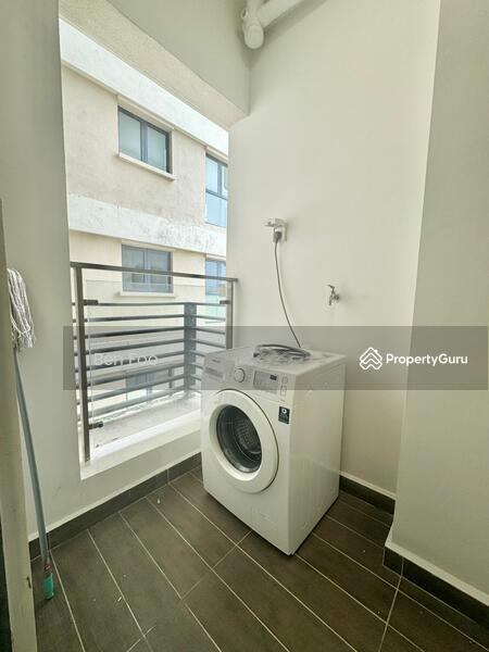 Bay Point @ Country Garden Danga Bay untuk Untuk Disewa - RM 2,300 /bulan, Apr 2026 - PropertyGuru.com.my