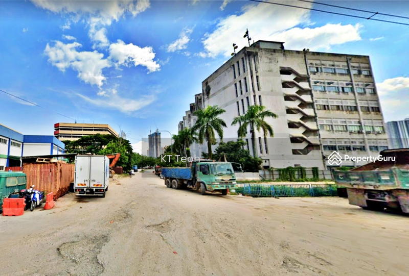 For Sale - Below Market Value; Flatted Factory (with Lift) @ Binova Industrial Centre