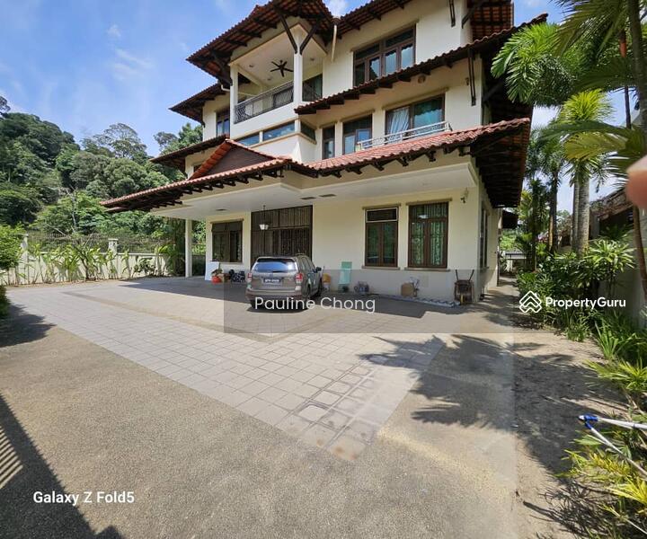 Car Porch & Driveway