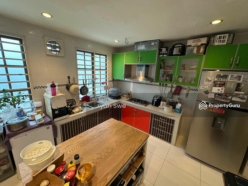 For Sale - 2.5sty Matahari Melati Mawar Laman Rimbunan