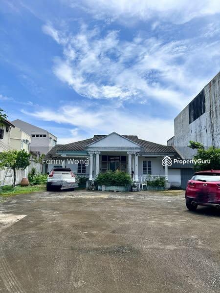 Untuk Disewa - Kampung Melayu