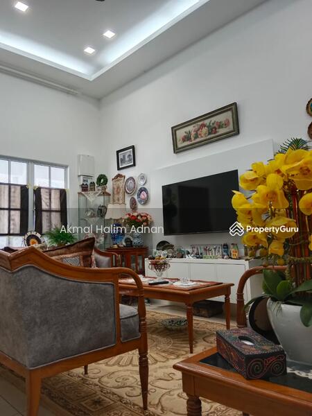 Untuk Dijual - Rentak Perdana ,semid renovated for sale, near Puncak Alam Uitm