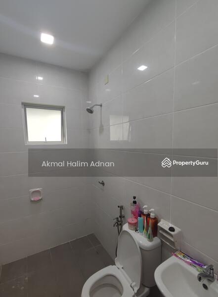 Untuk Dijual - Rentak Perdana ,semid renovated for sale, near Puncak Alam Uitm