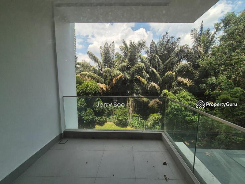 For Sale - Kenny Hills Residence