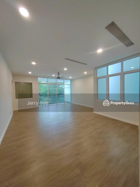 For Sale - Kenny Hills Residence